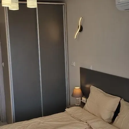 Sky Apartment: Beachside Retreat Near Old Town Apartment Nesebar