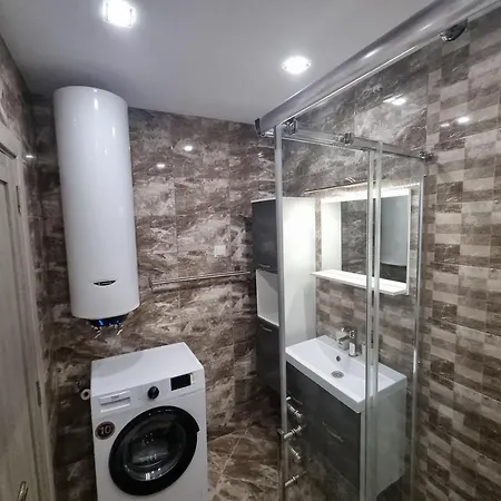 Sky Apartment: Beachside Retreat Near Old Town Apartment *