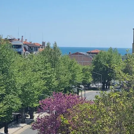 Apartamento Sky - Location - 2 Minutes To South & South Park - 8 Minutes To Old Town