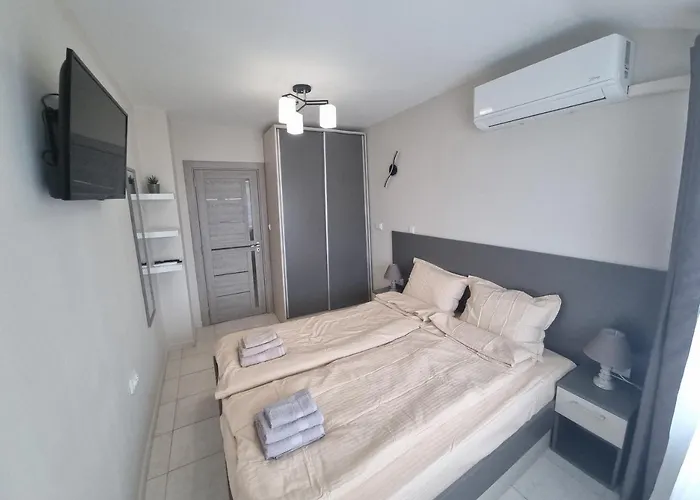 Apartamento Sky - Location - 2 Minutes To South & South Park - 8 Minutes To Old Town
